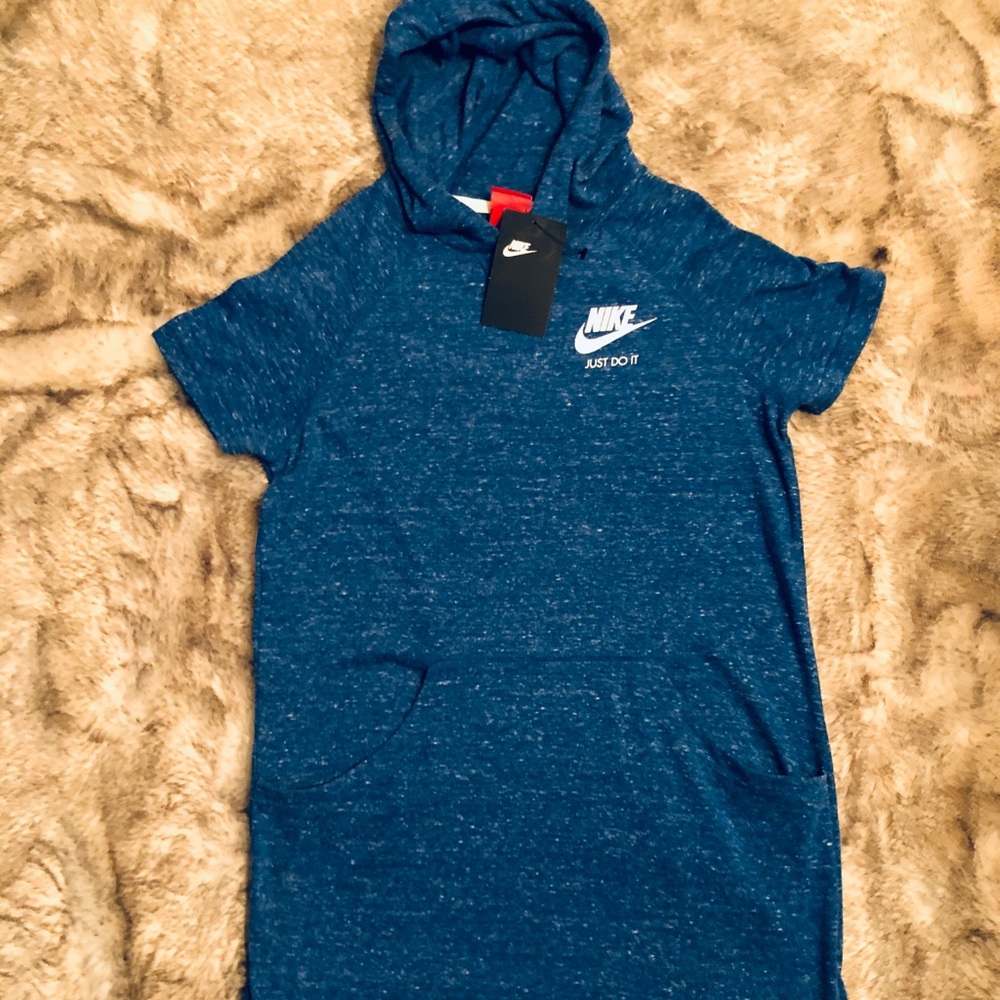 NWT Nike Hooded T-Shirt Dress